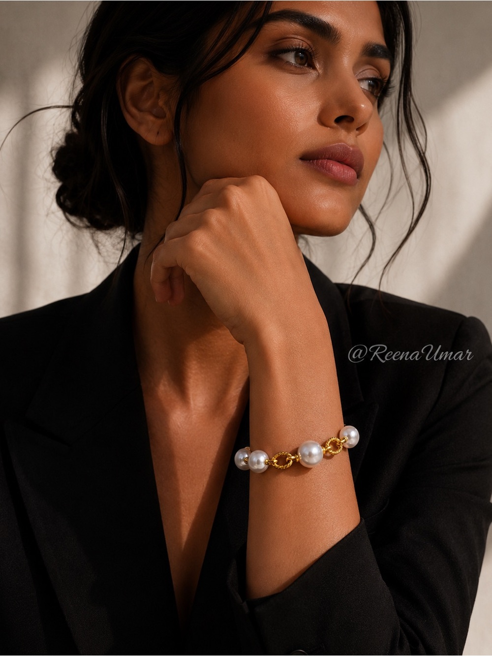 Elegant Gold Faux Pearl Link Bracelet - White Pearls